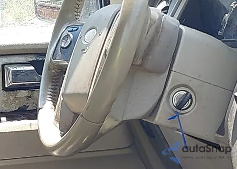 2010 Ford Expedition Limited from USA, damaged, VIN 1FMJU1K57AEA07048